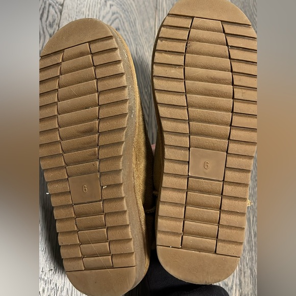 Mini UGG style - Picture 3 of 3